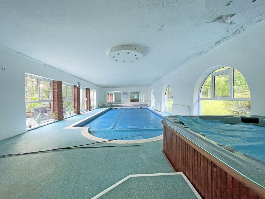 Wood Park 6 Swimming Pool Front.jpg