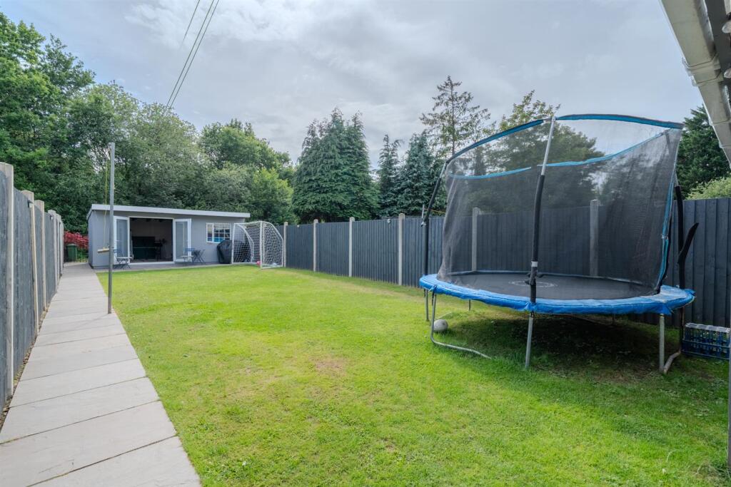 110 Fields Road-21.jpg