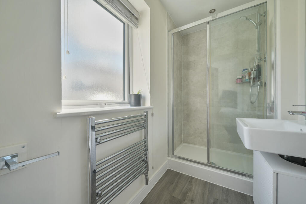 1301213-9-683970f...