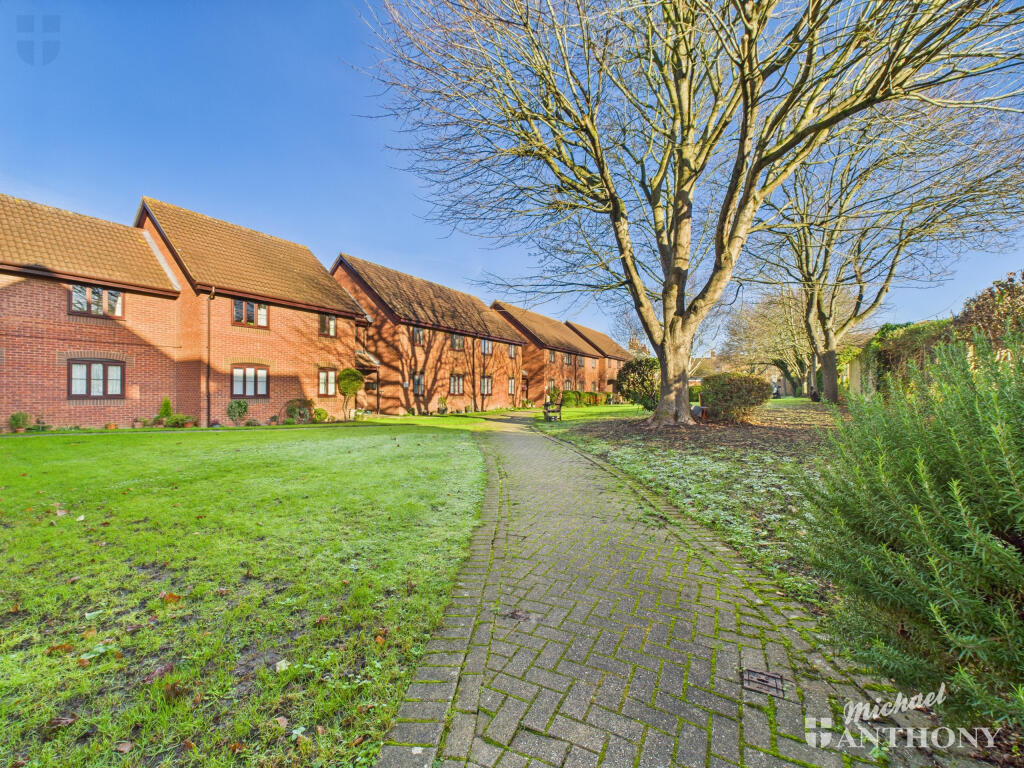 CAM03218G0-PR0835-STILL006