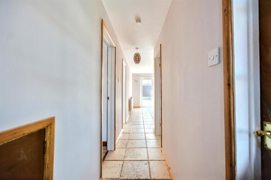 Entrance Hall.jpeg