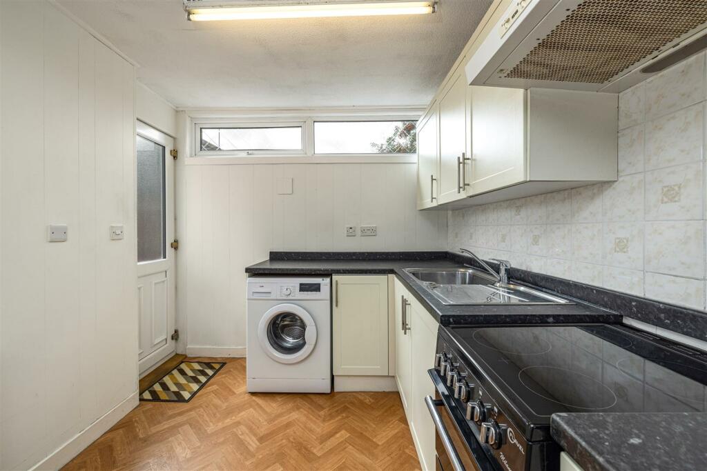 2 Westfield Street Earlston 18.JPG