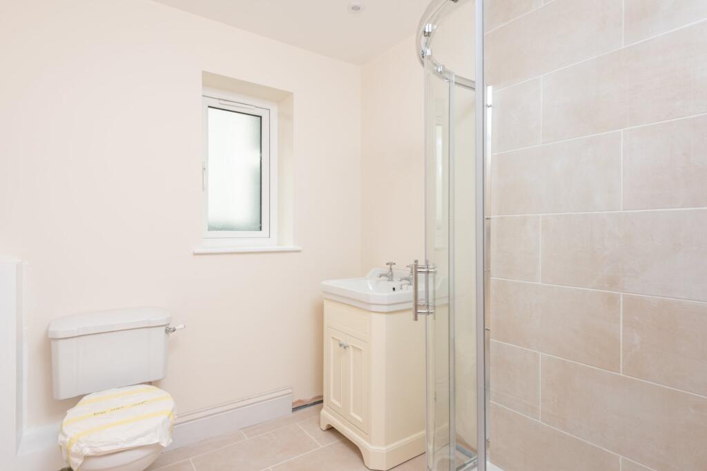 Bedroom One En Suite