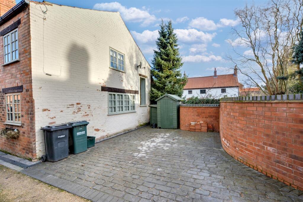 Driveway.jpeg