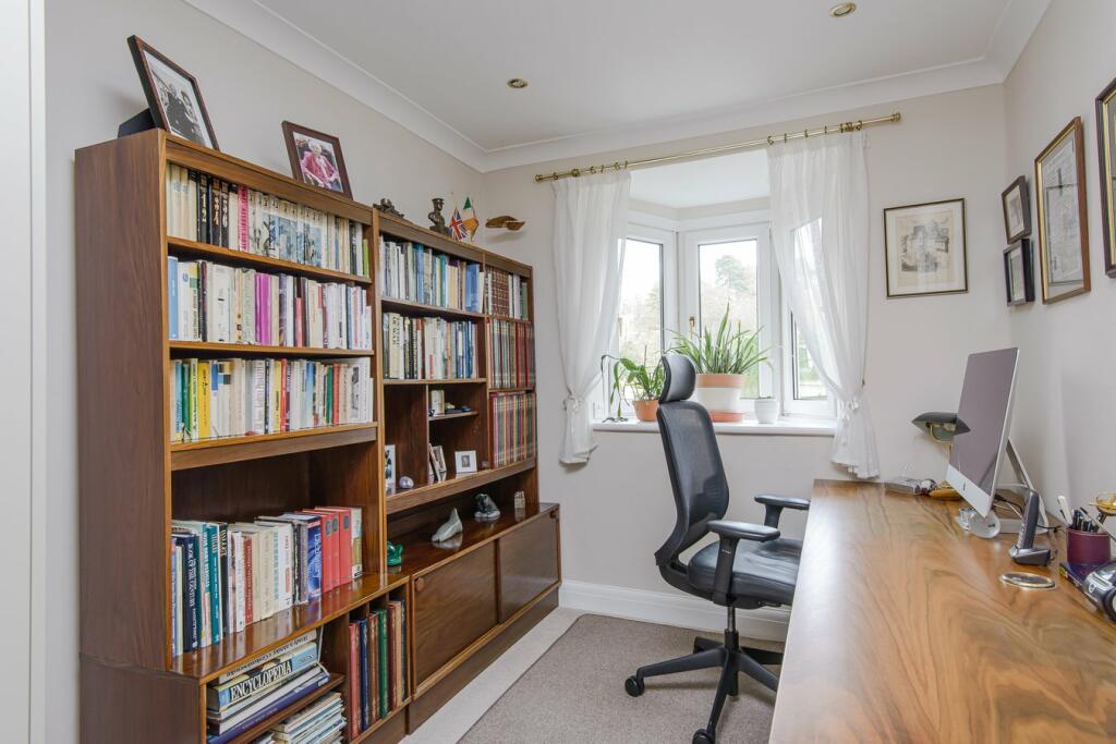 Bedroom 4/Study