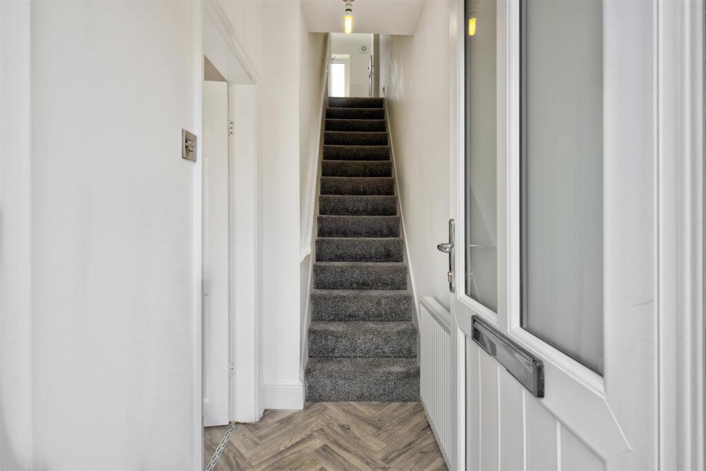 19 School Lane rixton-1.jpg
