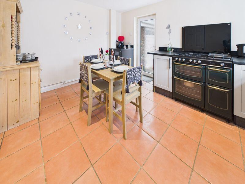 Breakfast Kitchen