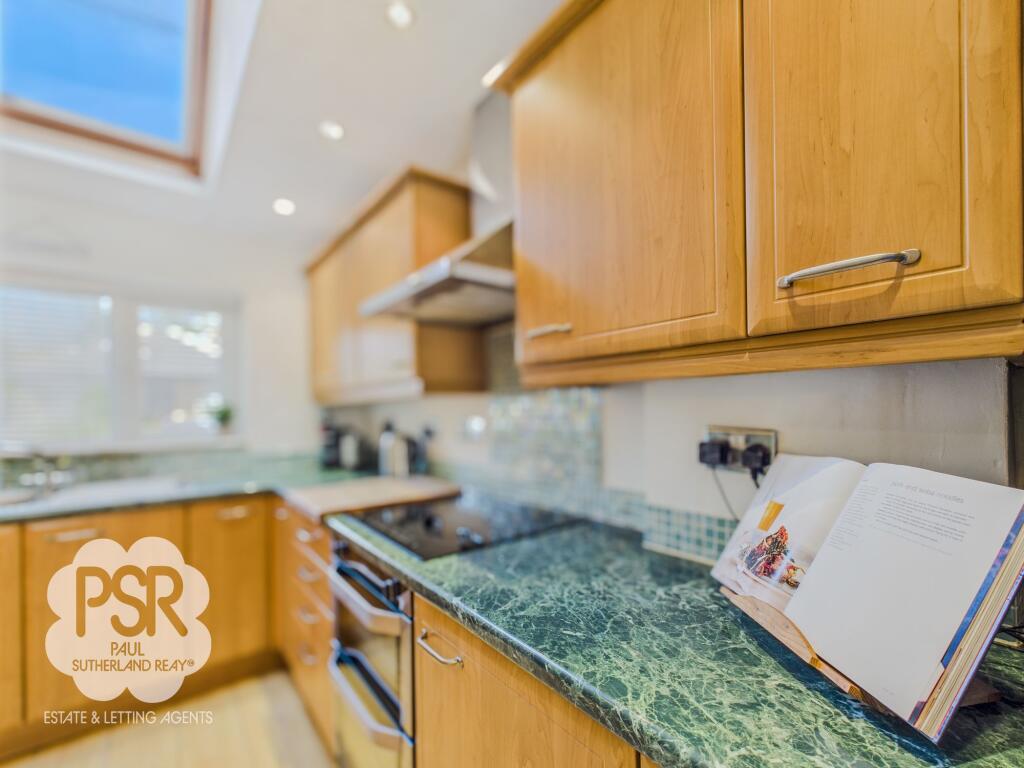 Kitchen Diner - Cooking Area