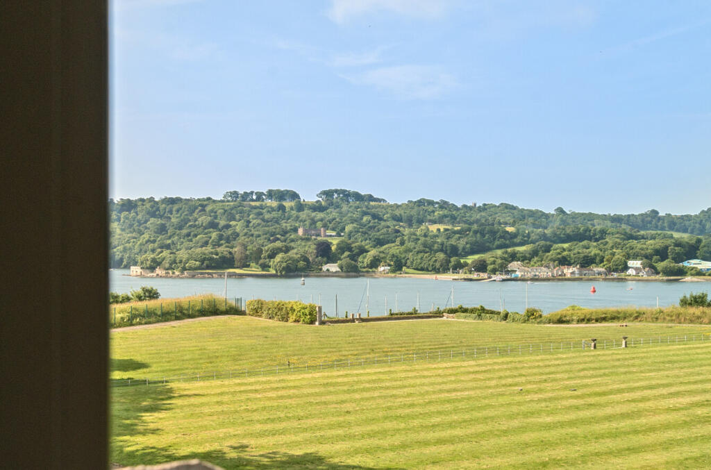 1306847-19-68513f...