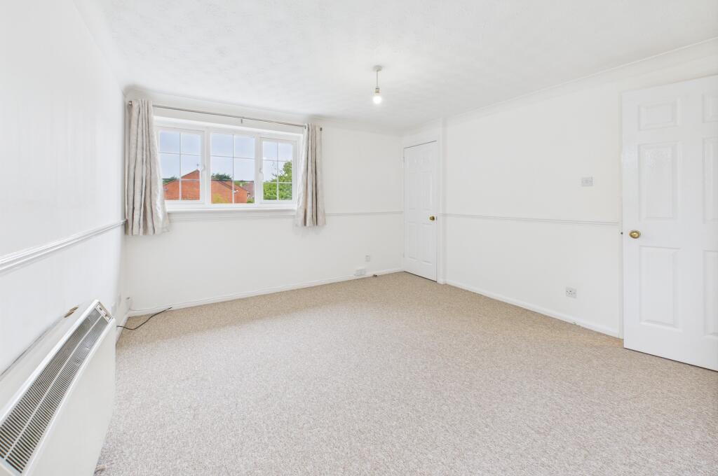 CAM02545G0-PR0447-STILL007