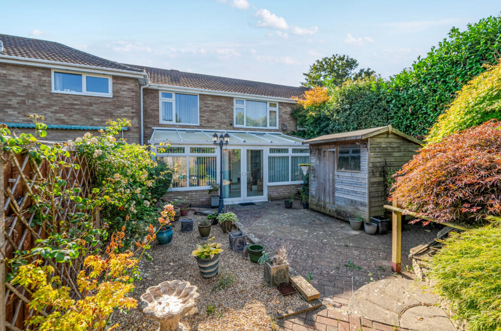 1336031-16-6899d2...