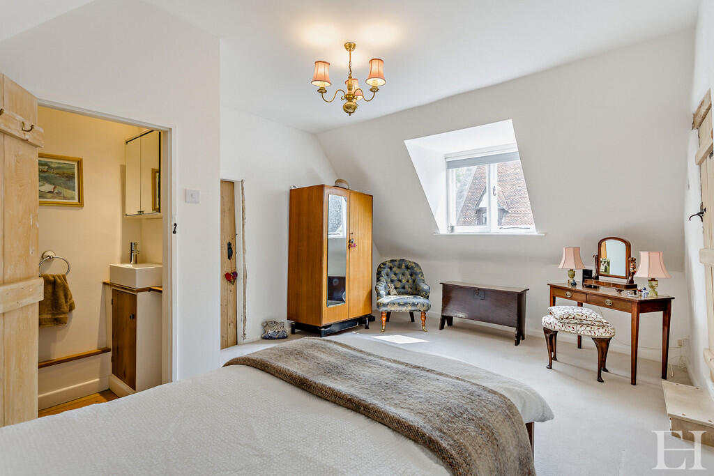 8651204-interiorW...