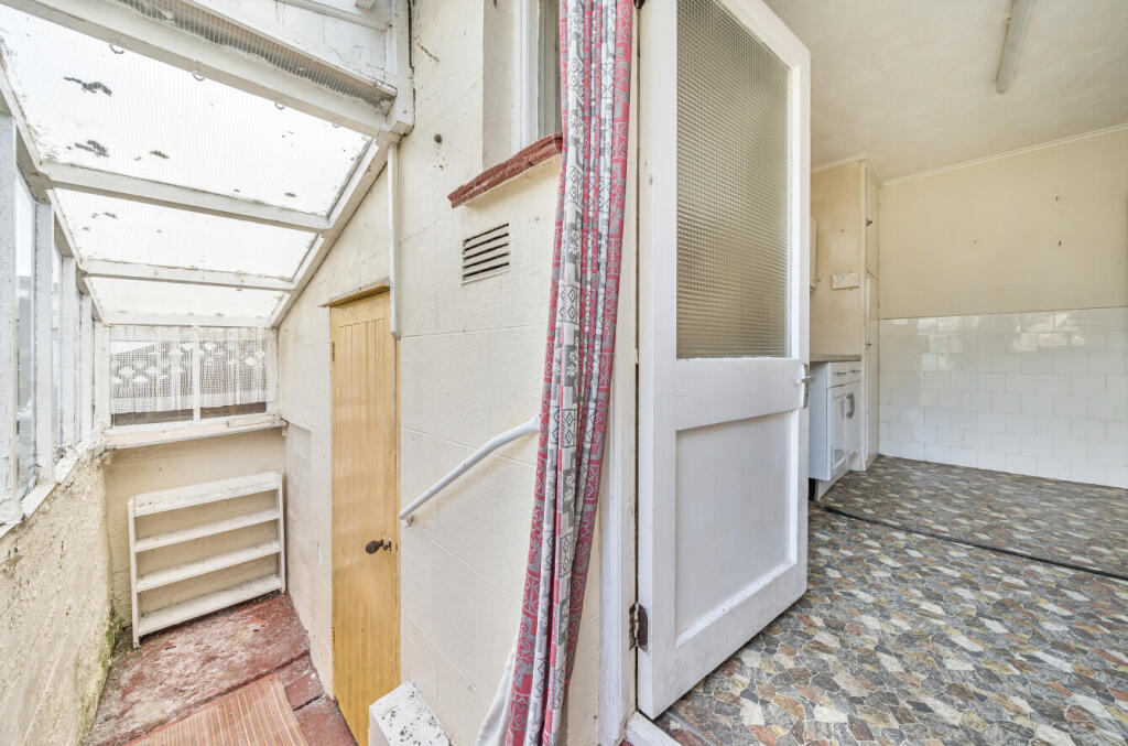 1354417-8-68c82f8...