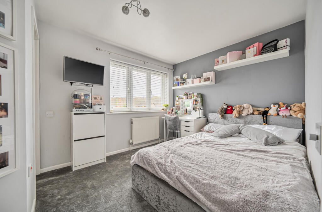 1376409-15-692481...