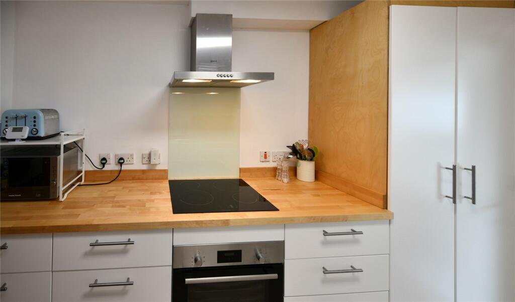 Galley Litchen