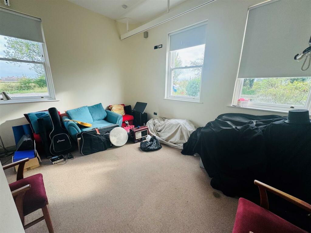 First floor Office