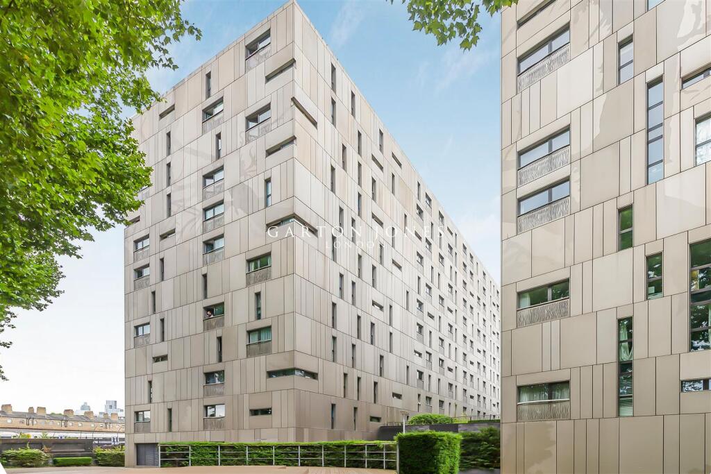 External 2025 (Hi).jpg