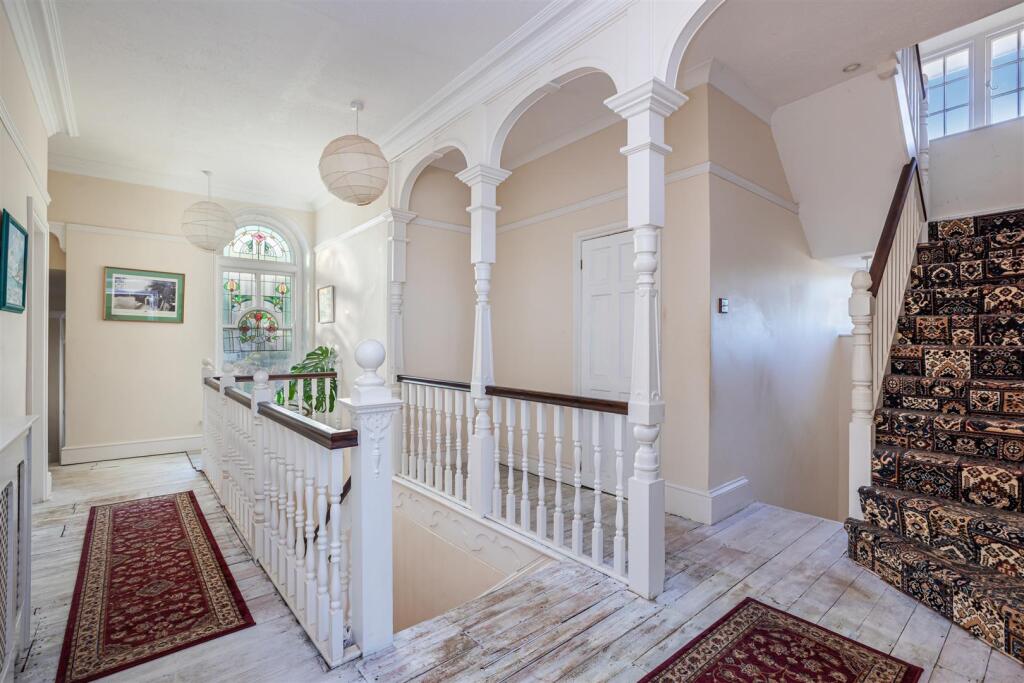 A14 - Beverly Court, Brixham - 230119.jpg