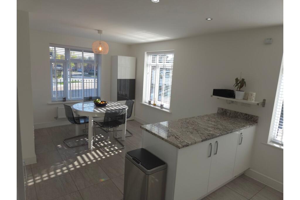 Arnfield Road, Audenshaw, M34