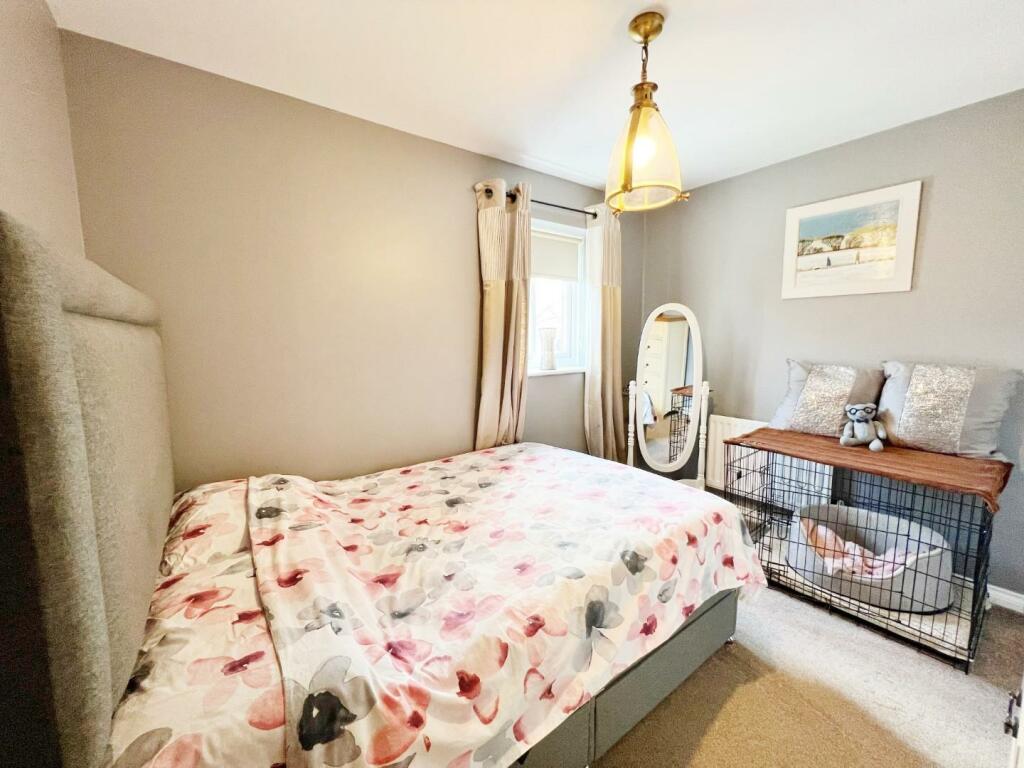 Bedroom 2.jpg