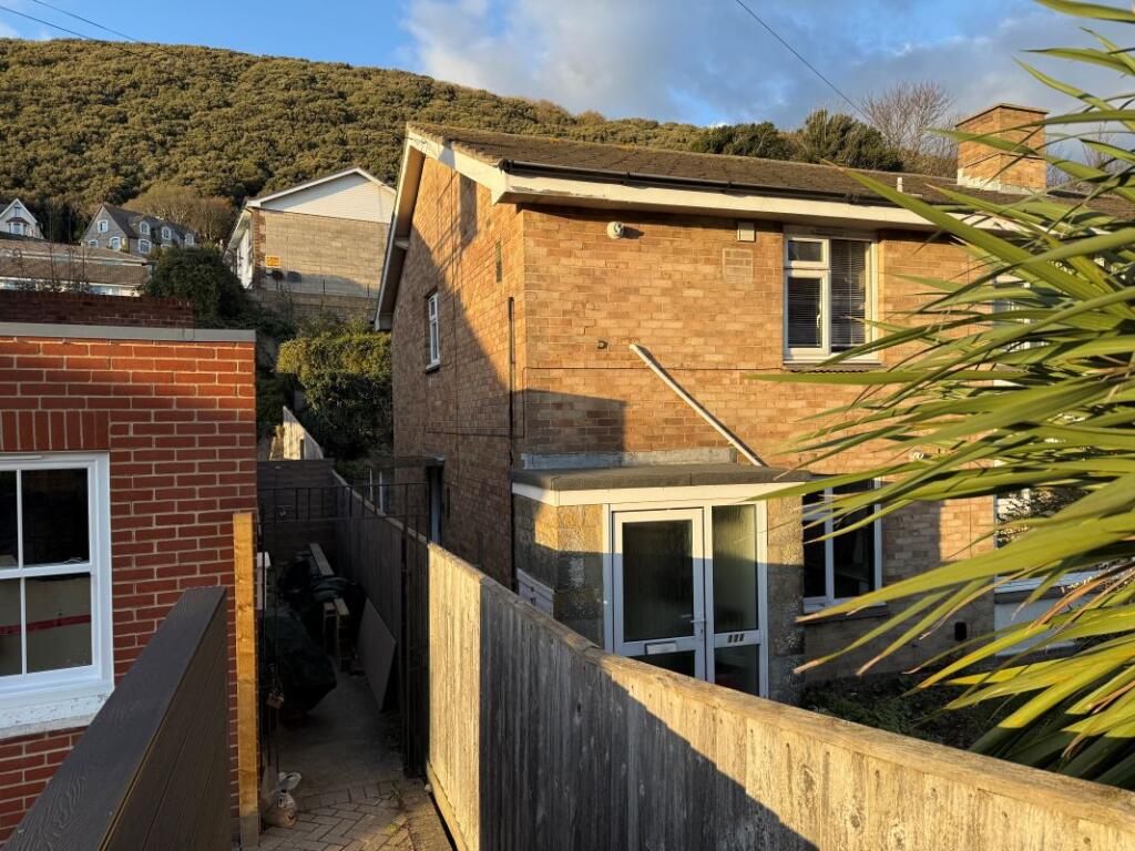 125 High Street, Ventnor, Isle Of Wight, PO38 1LZ