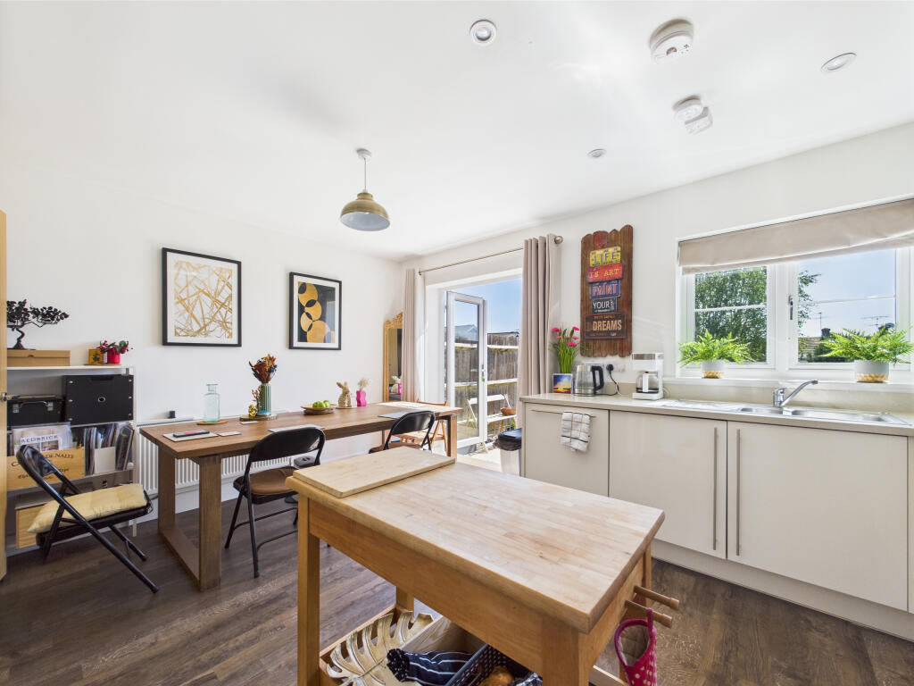 Kitchen 2