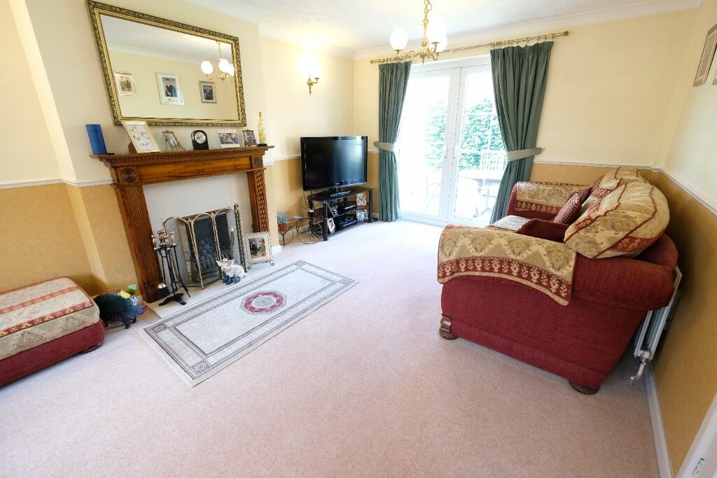 SITTING ROOM