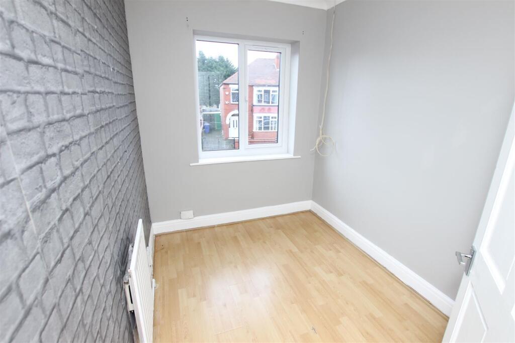 BEDROOM 3