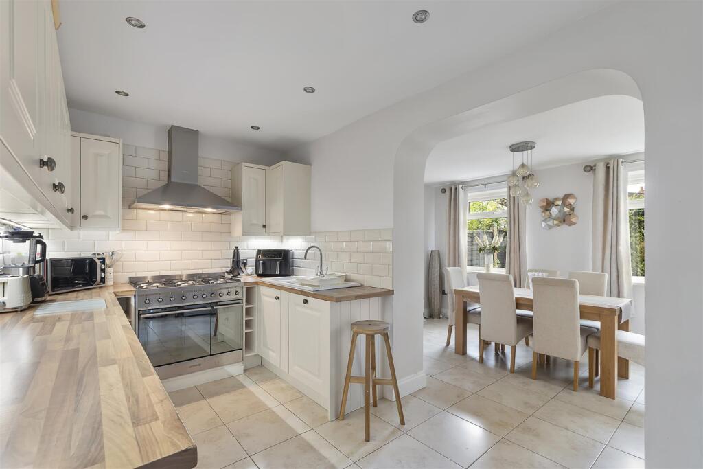 Kitchen Through to Dining Room