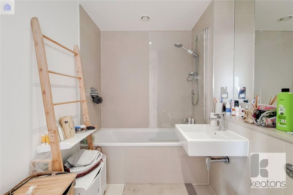Main Bathroom