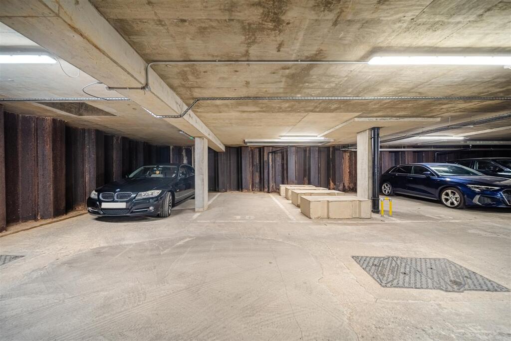 Knolly's Road-14.jpg