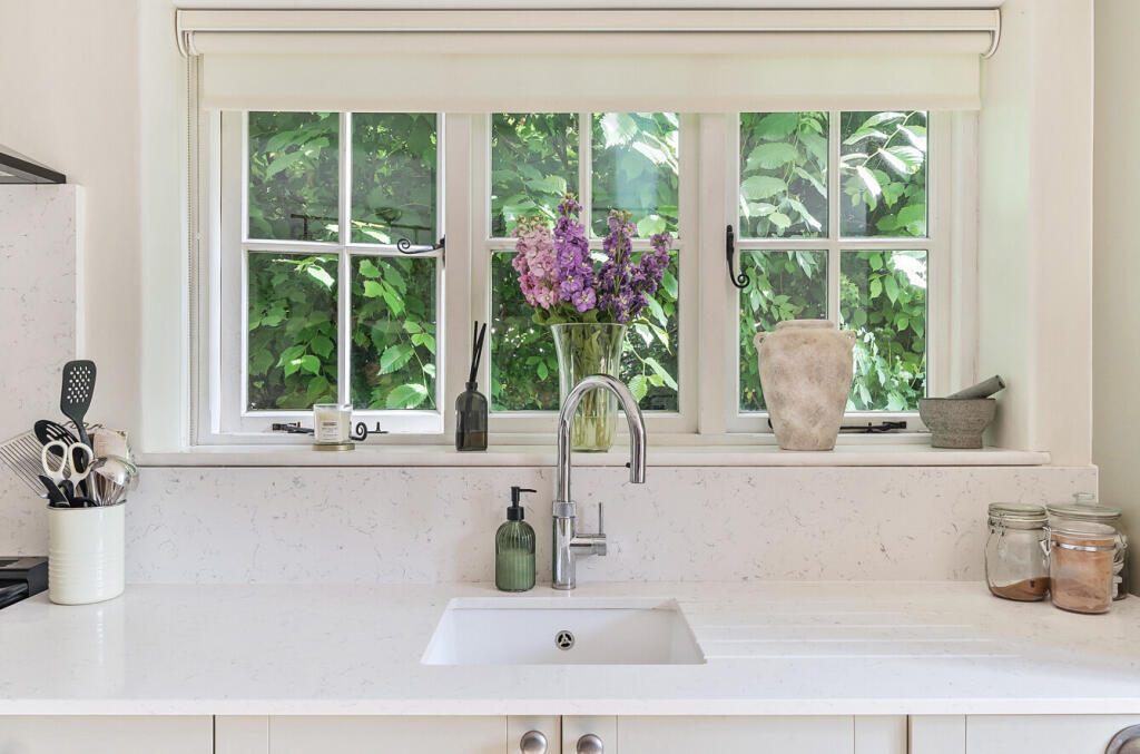 1310961-1-68598e7...