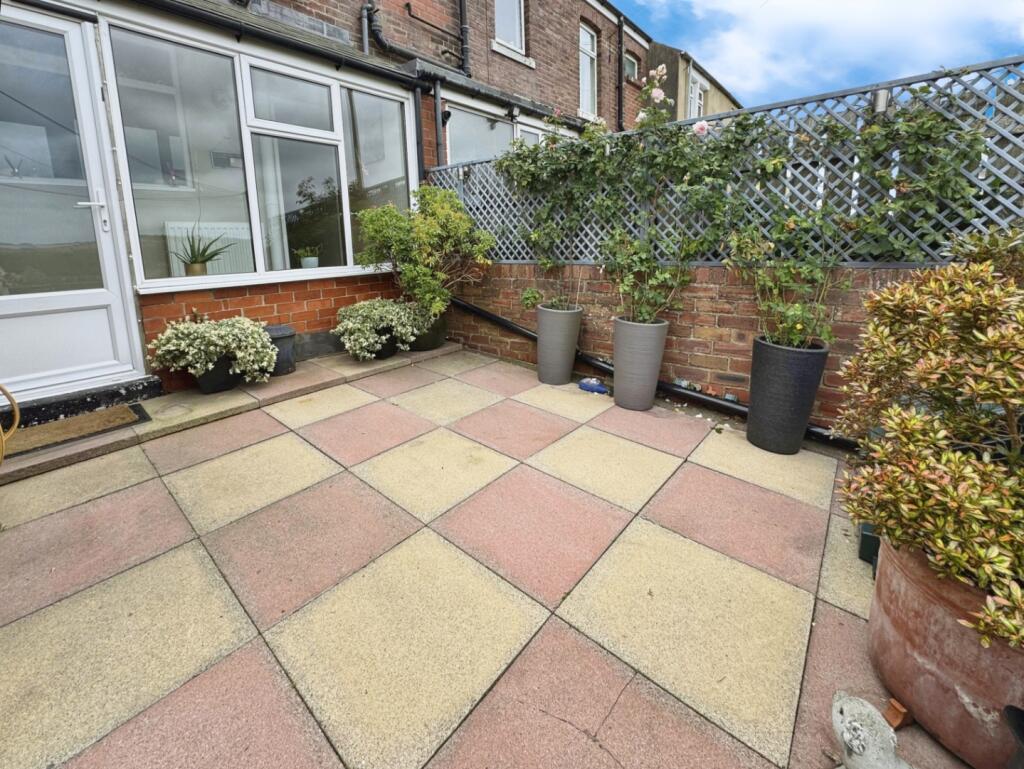 pbox-garden-326135.jpg