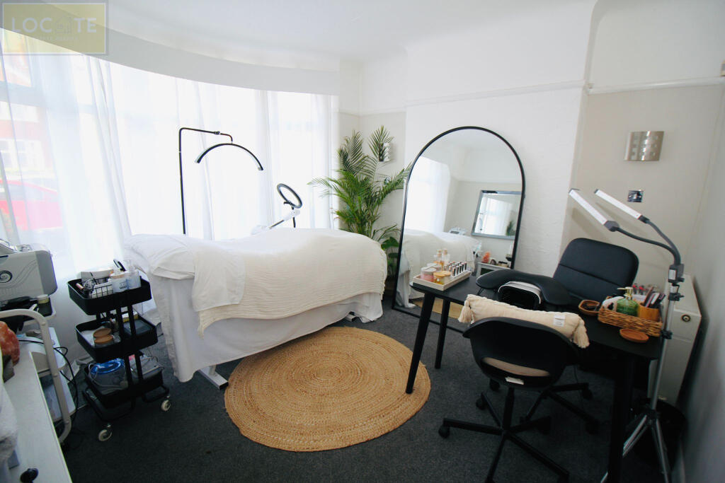 WhatsApp Image 2025-09-04 at 12.05.13-2.jpeg