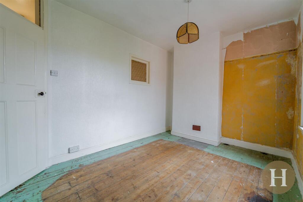 Hadleigh Estate Agents-13.jpg