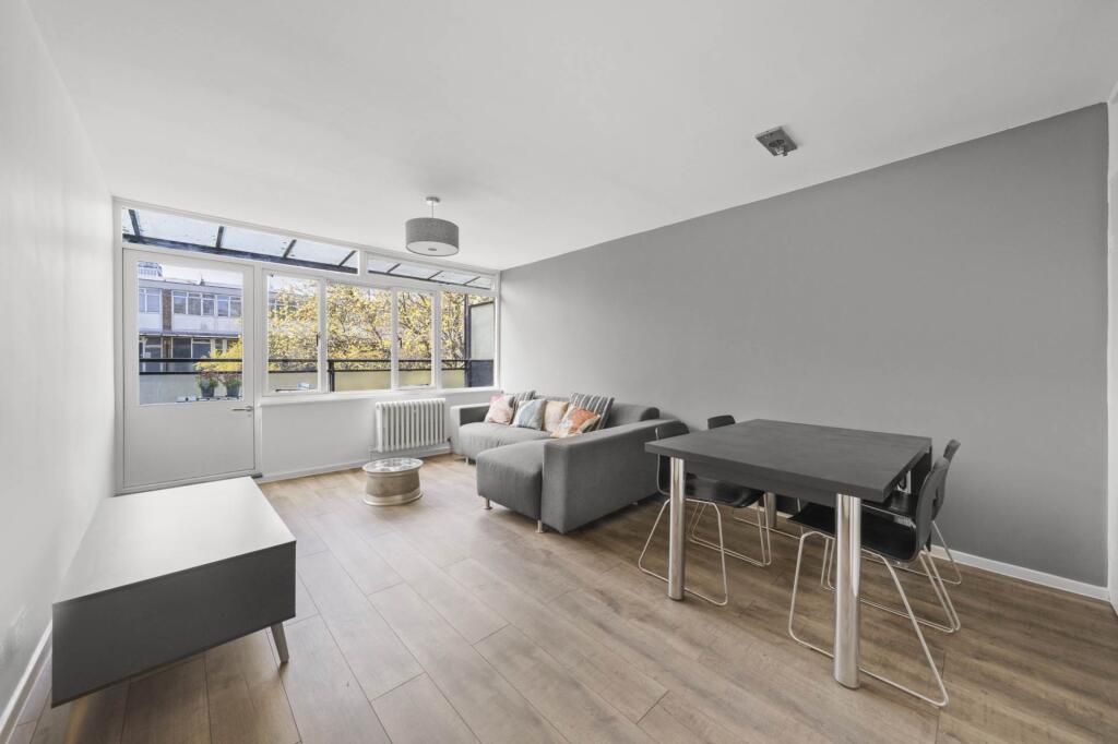 Churchill Gardens, Pimlico, SW1V.