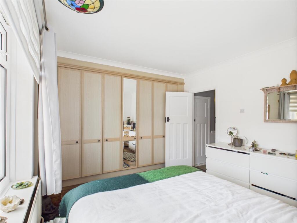 Bed 1 (2).jpg