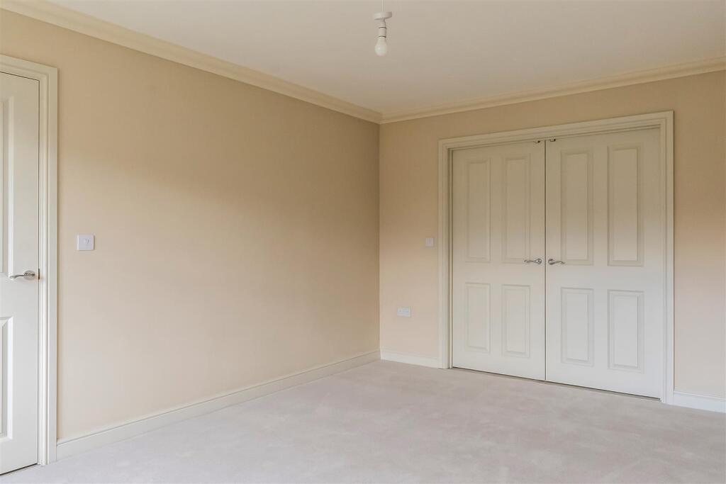Plot 18