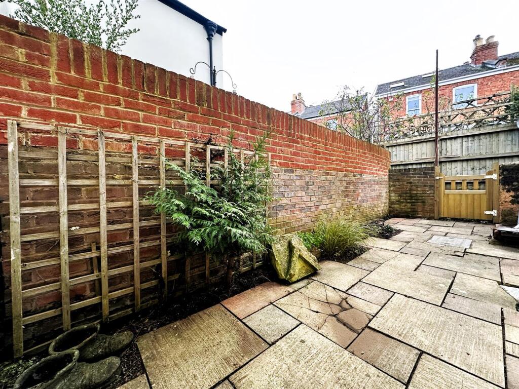 Rear Patio Garden.jpg