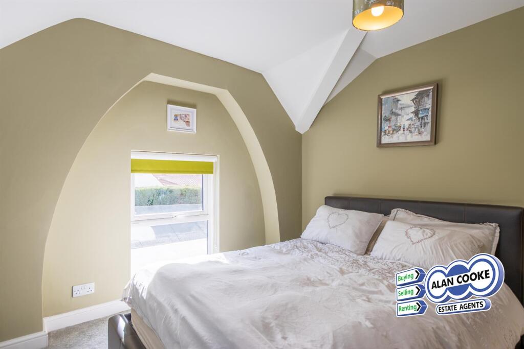 BEDROOM 3