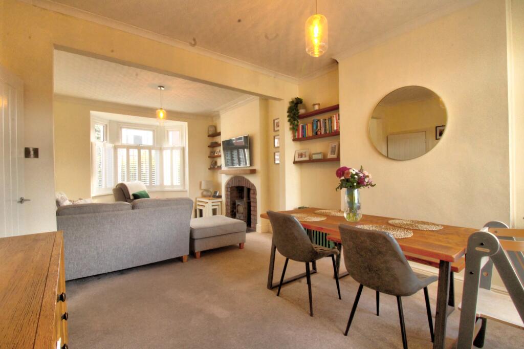 IMG_4365_6_7_Interior 4