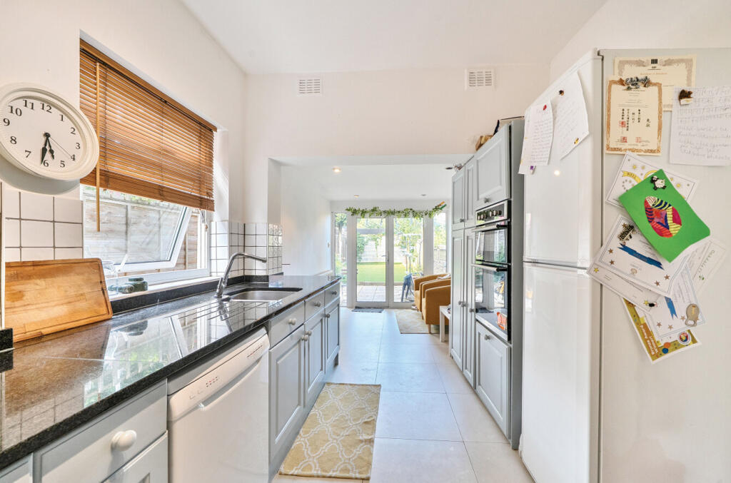 1311985-10-685ceb...