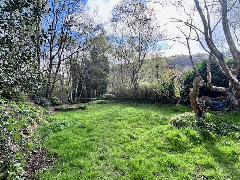 Separate garden