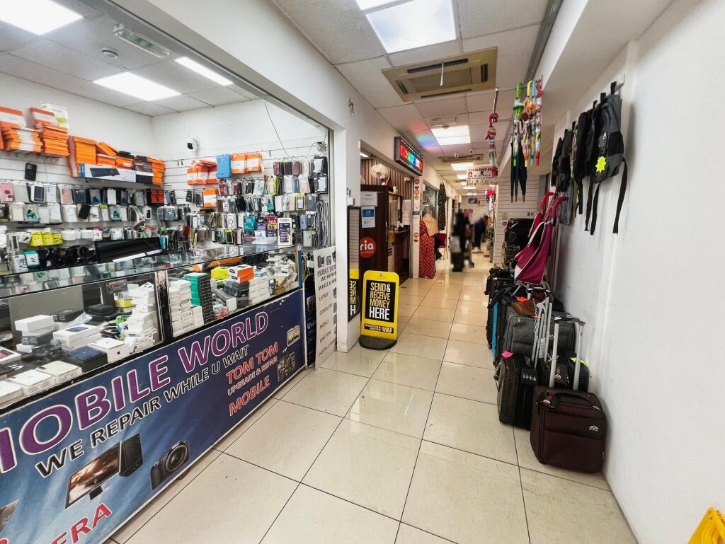 Shops Internal