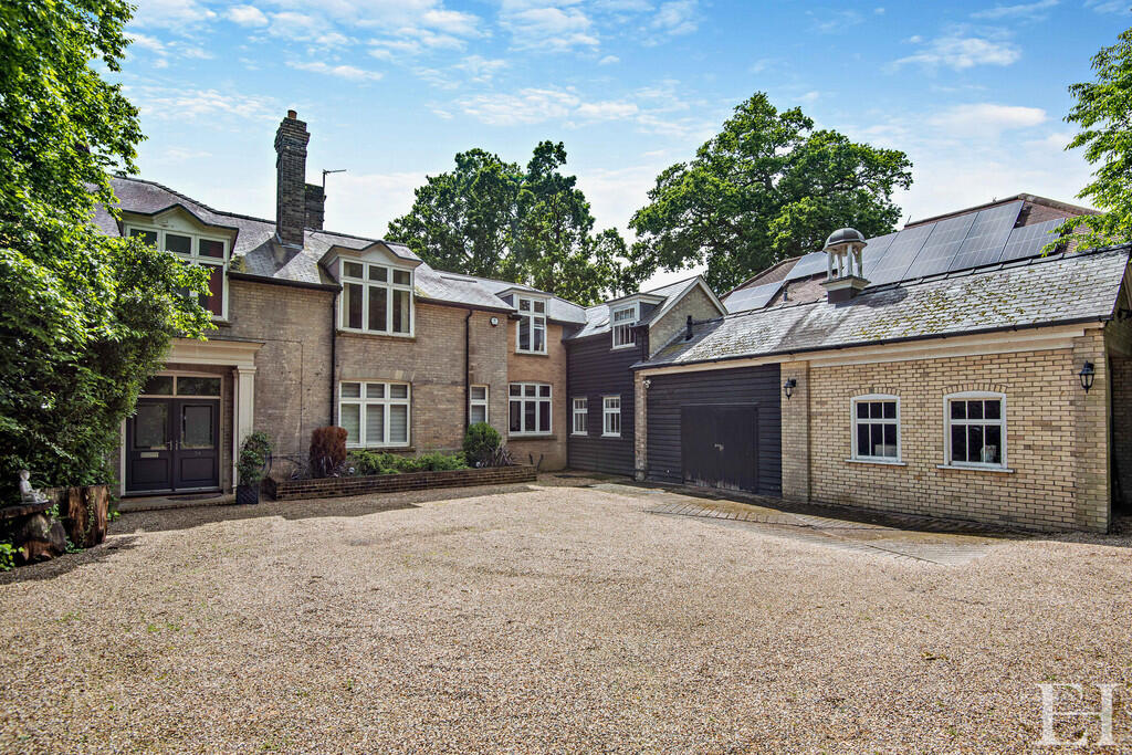 8598871-exteriorW...