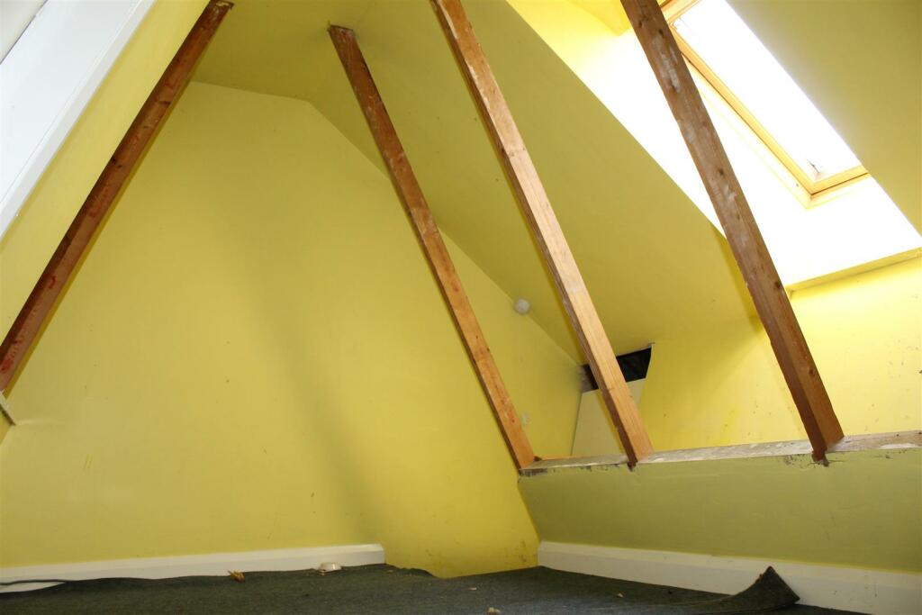 LOFT SPACE
