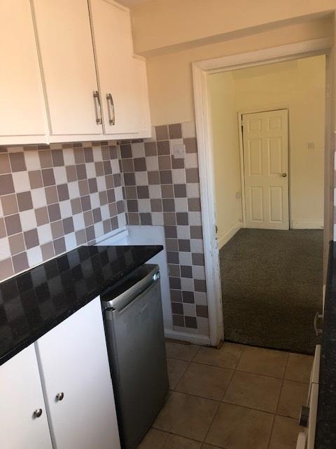 Kitchen3.jpg