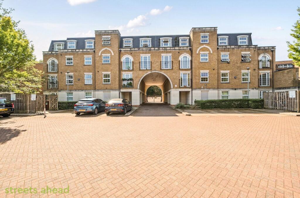 deb87739-c632-4bb...