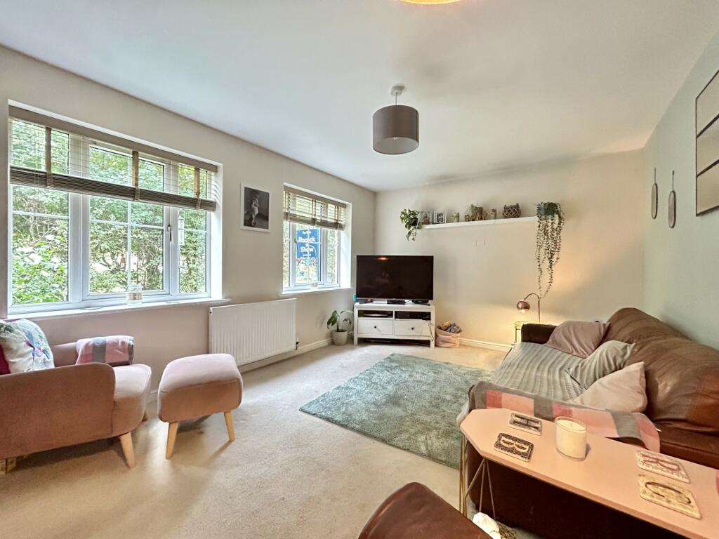 L Room 2