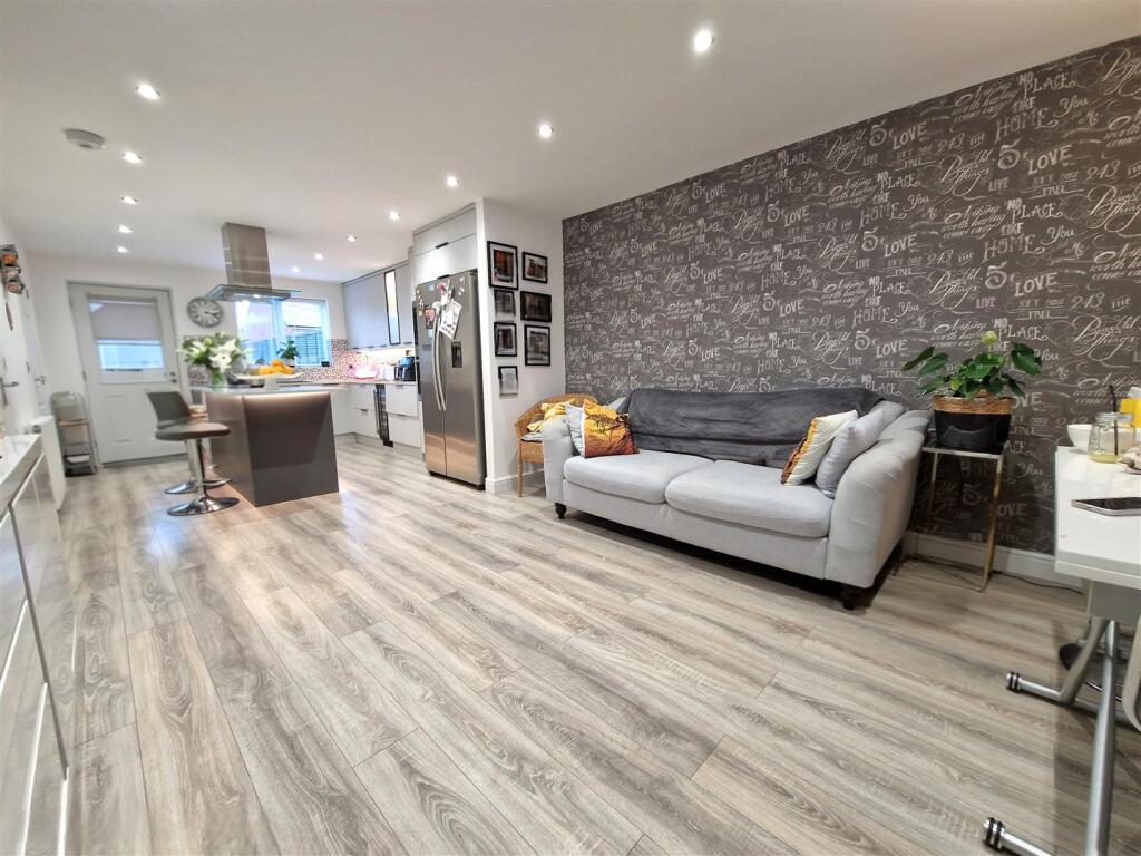 Lounge/kitchen/diner